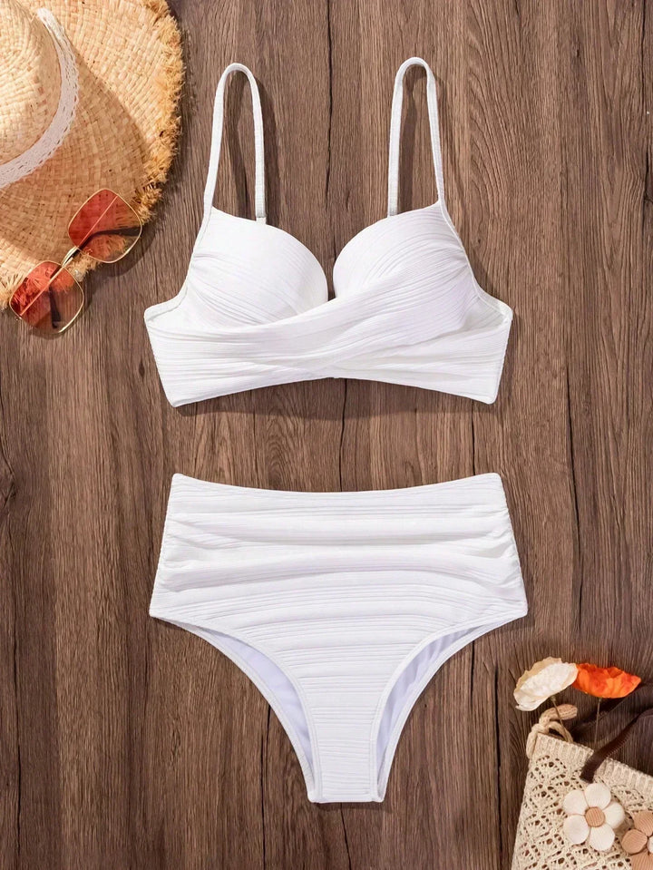 Fehér keresztpántos magas derekú bikini – 4. kép