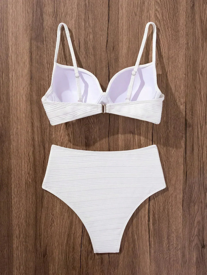Fehér keresztpántos magas derekú bikini – 5. kép