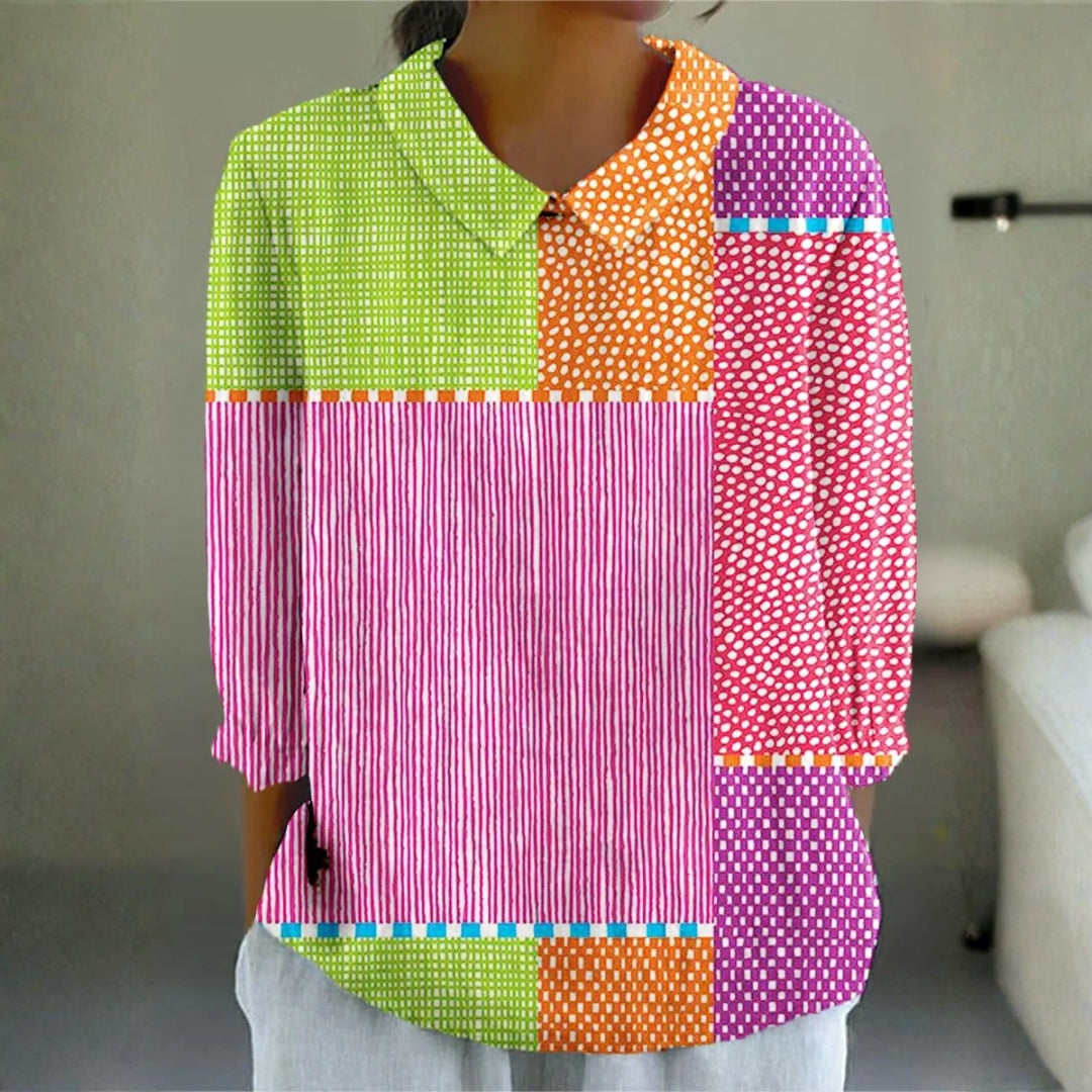 Játékos patchwork mintás blúz élénk, színes patchwork mintával
