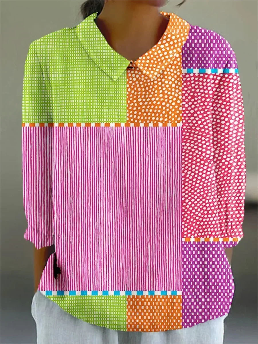 Játékos patchwork mintás blúz élénk, színes patchwork mintával – 2. kép