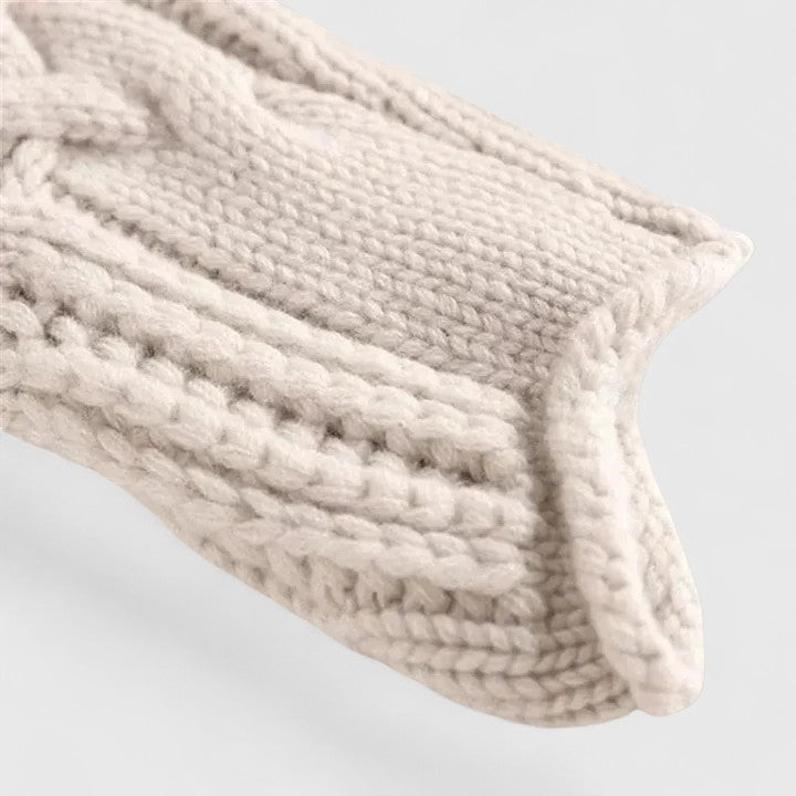 Csavartmintás elegáns kötött pulóver – 6. kép