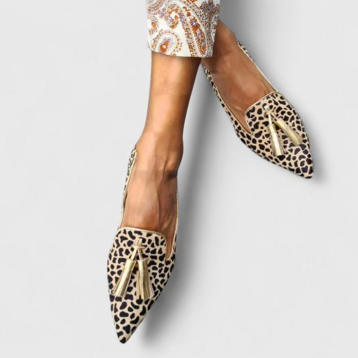 Leopárdmintás bojtos loafer – 2. kép