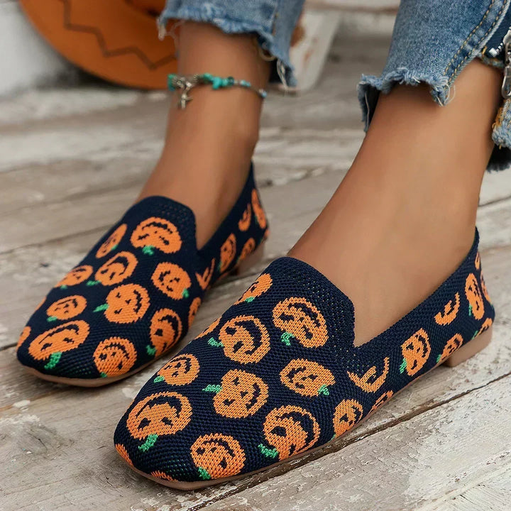 Enyhén sarkas hálós kényelmi loafer – 11. kép