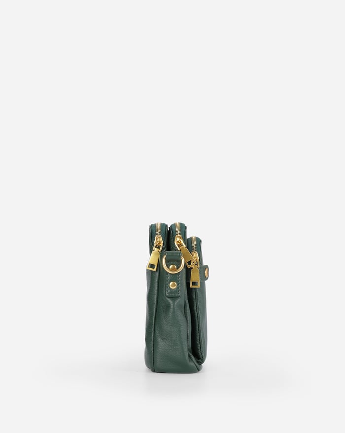 Háromrekeszes crossbody táska barna színben – 30. kép