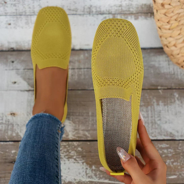 Enyhén sarkas hálós kényelmi loafer – 9. kép