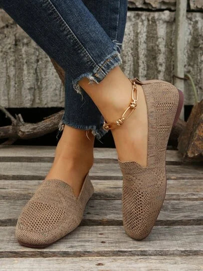 Enyhén sarkas hálós kényelmi loafer – 4. kép