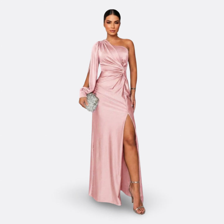 Aszimmetrikus elegáns maxi ruha drapériával – 9. kép