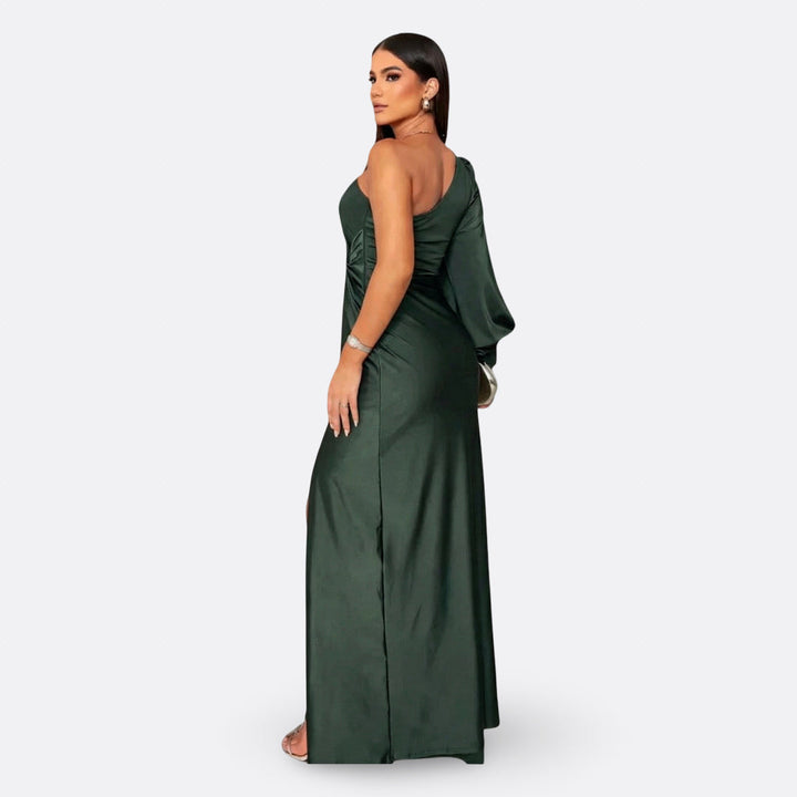 Aszimmetrikus elegáns maxi ruha drapériával – 20. kép